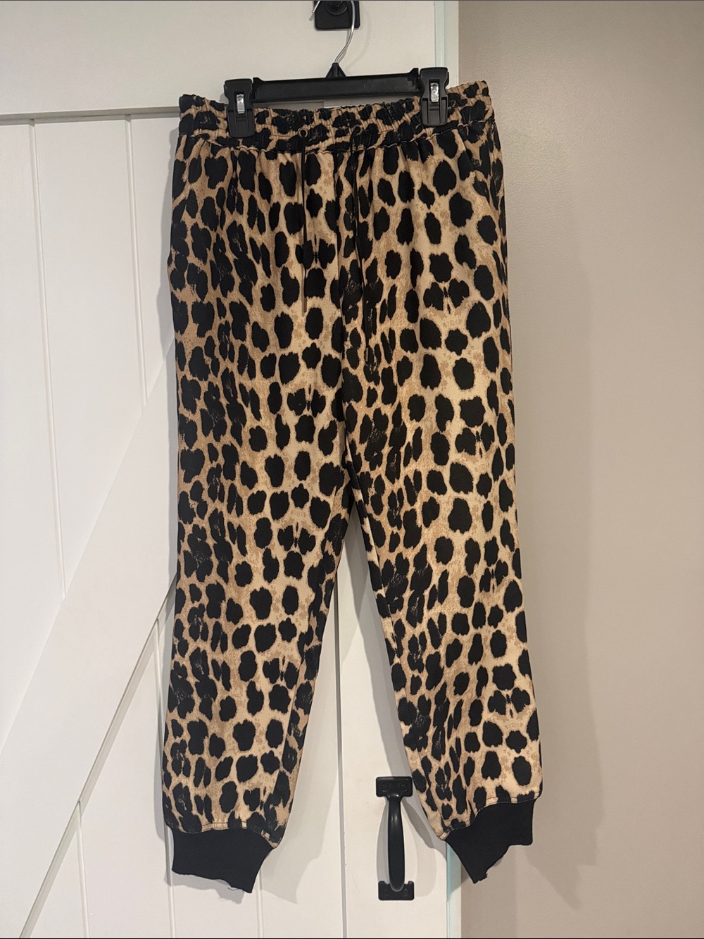 Lea & Viola Leopard Print Jogger Pants - Tan & Black